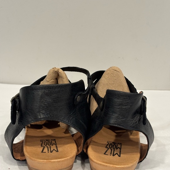 Miz Mooz Black Leather Crisscross Strap Sandals Made in Portugal - Picture 5 of 8